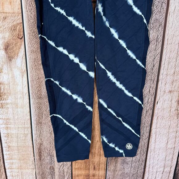 Tory Burch Sport Leggings High Rise Seamless Tie Die Stretch 7/8 NWT Medium Blue - Picture 6 of 13